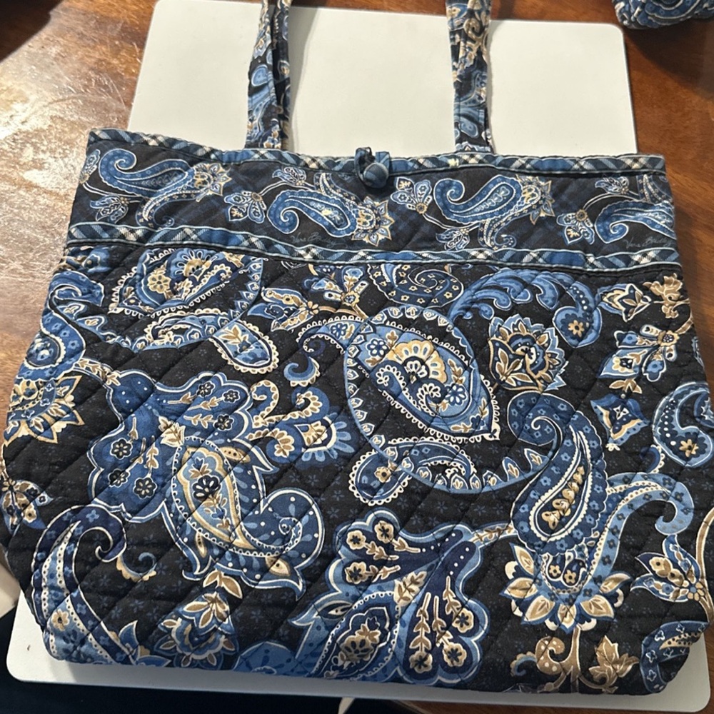 Vera Bradley bag with small bag